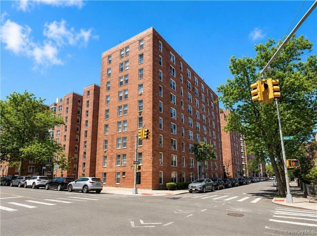 190 72nd Street 122, Brooklyn, NY 11209