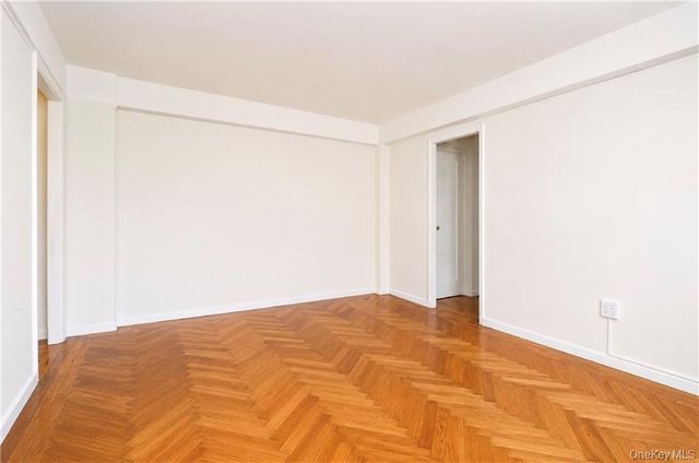 190 72nd Street 122, Brooklyn, NY 11209