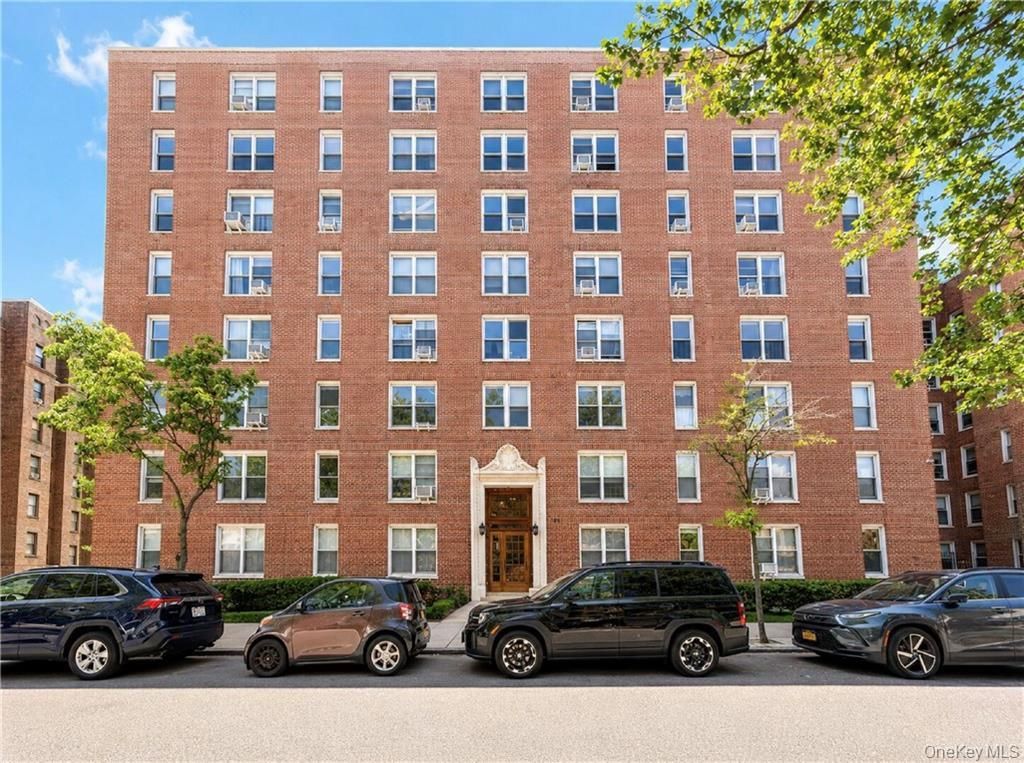 190 72nd Street 122, Brooklyn, NY 11209