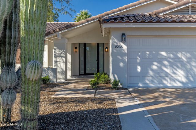8236 E LIPPIZAN Trail, Scottsdale, AZ 85258