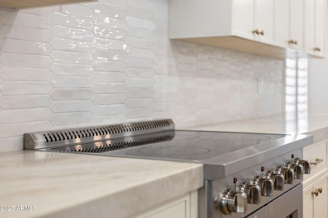 8236 E LIPPIZAN Trail, Scottsdale, AZ 85258