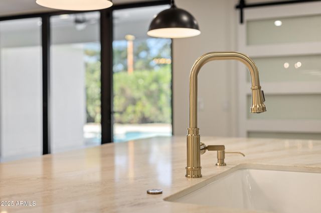 8236 E LIPPIZAN Trail, Scottsdale, AZ 85258