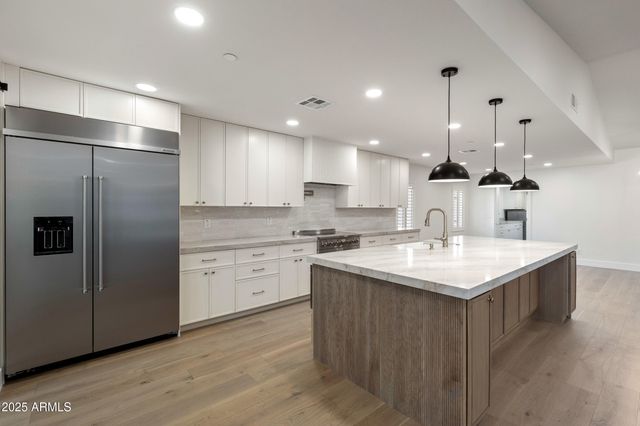 8236 E LIPPIZAN Trail, Scottsdale, AZ 85258