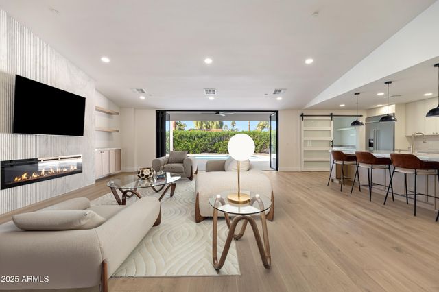 8236 E LIPPIZAN Trail, Scottsdale, AZ 85258