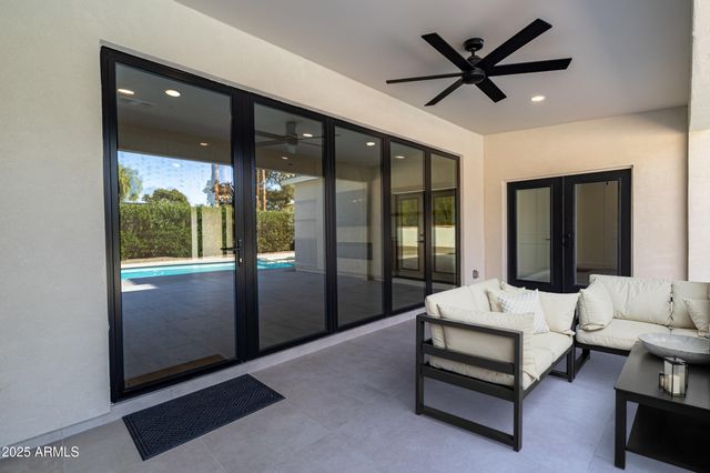 8236 E LIPPIZAN Trail, Scottsdale, AZ 85258