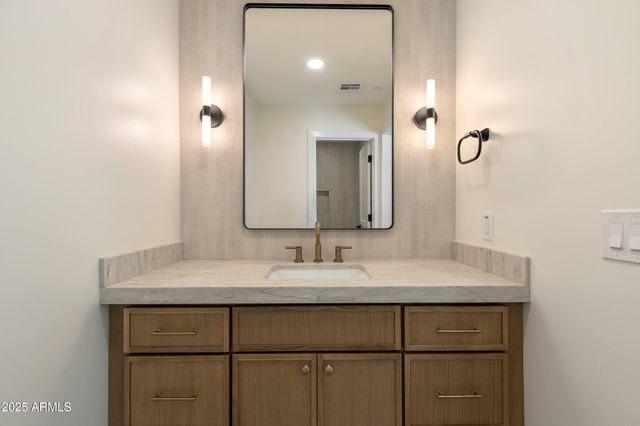 8236 E LIPPIZAN Trail, Scottsdale, AZ 85258