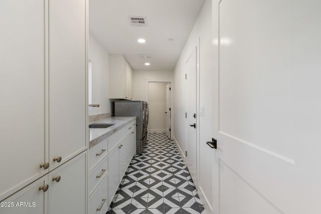 8236 E LIPPIZAN Trail, Scottsdale, AZ 85258