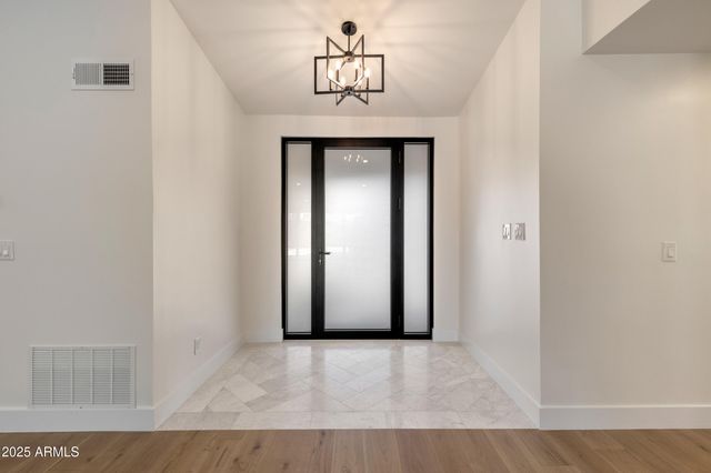 8236 E LIPPIZAN Trail, Scottsdale, AZ 85258