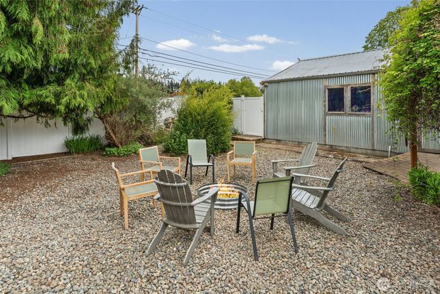 1922 76th Street Ct E, Tacoma, WA 98404