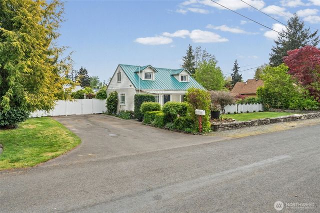 1922 76th Street Ct E, Tacoma, WA 98404