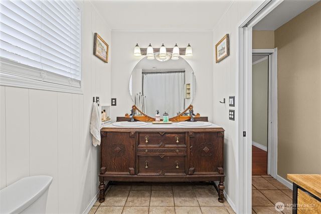 1922 76th Street Ct E, Tacoma, WA 98404