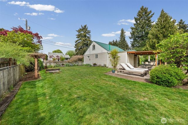 1922 76th Street Ct E, Tacoma, WA 98404