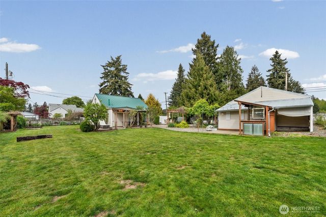 1922 76th Street Ct E, Tacoma, WA 98404