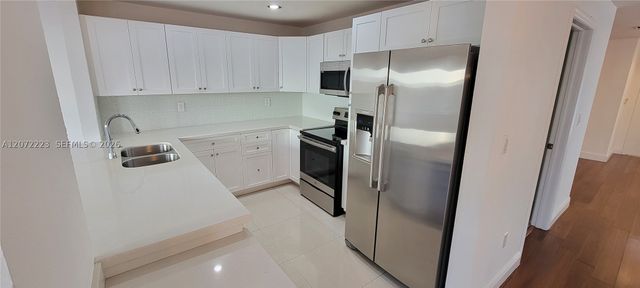 5173 NW 114th Pl, Doral, FL 33178