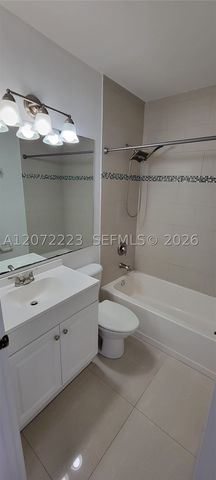 5173 NW 114th Pl, Doral, FL 33178