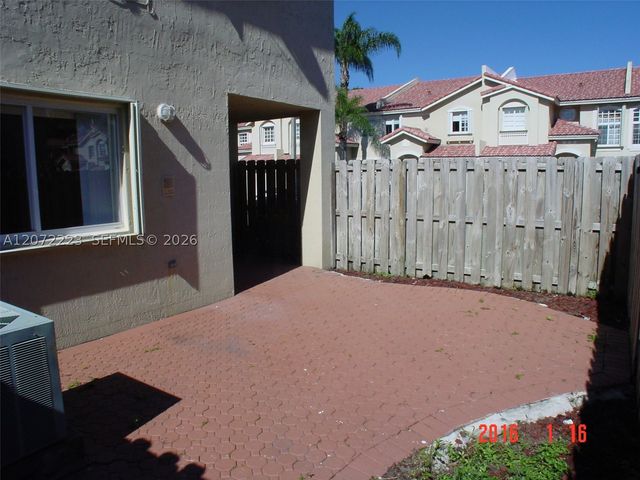 5173 NW 114th Pl, Doral, FL 33178