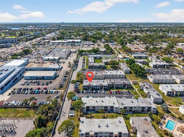 7701 STARKEY ROAD 602, Seminole, FL 33777