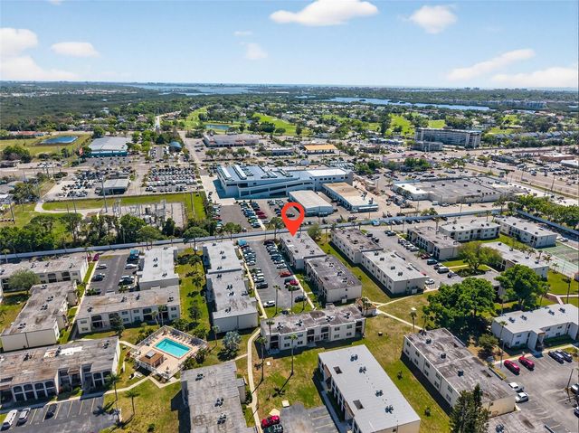 7701 STARKEY ROAD 602, Seminole, FL 33777