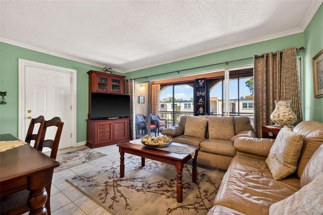 7701 STARKEY ROAD 602, Seminole, FL 33777