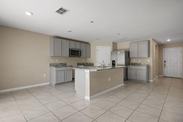 5280 FIDDLE FIG AVENUE, Wimauma, FL 33598