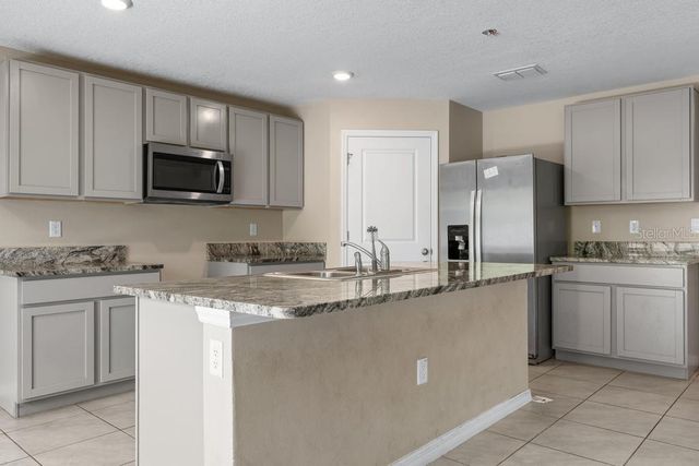 5280 FIDDLE FIG AVENUE, Wimauma, FL 33598