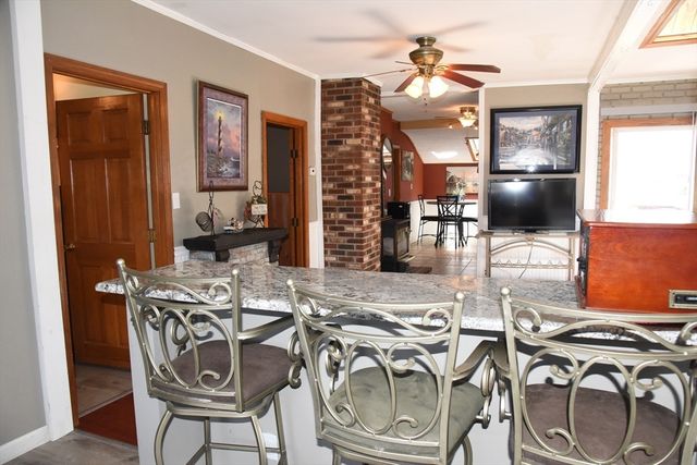 78 Munsey Ave, Swansea, MA 02777