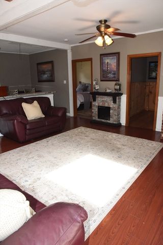 78 Munsey Ave, Swansea, MA 02777