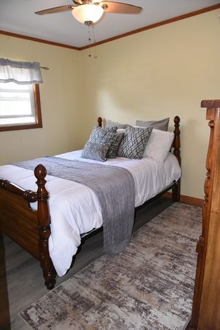 78 Munsey Ave, Swansea, MA 02777