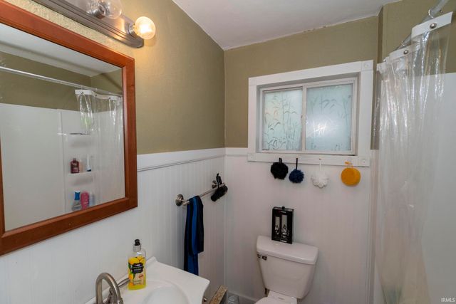 54514 Norwood Drive, South Bend, IN 46628