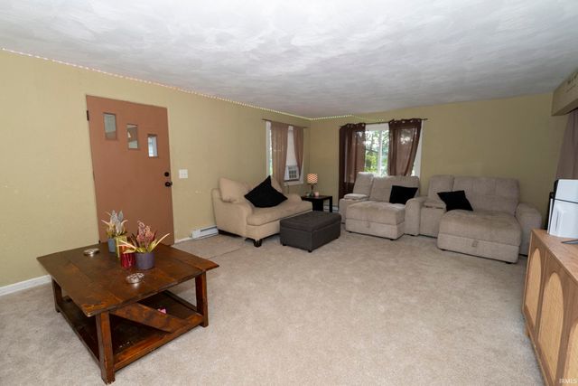 54514 Norwood Drive, South Bend, IN 46628