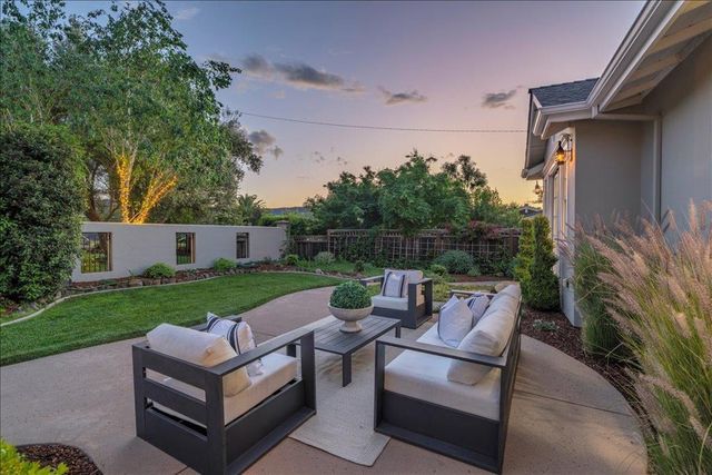 285 Marchmont Drive, Los Gatos, CA 95032