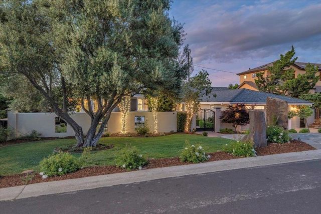 285 Marchmont Drive, Los Gatos, CA 95032