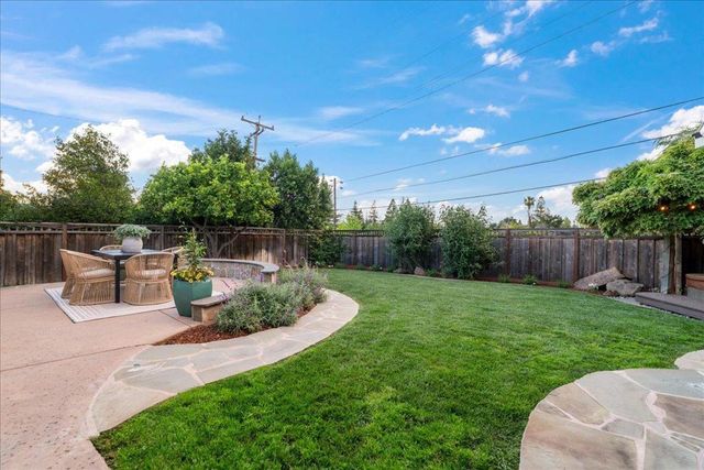 285 Marchmont Drive, Los Gatos, CA 95032