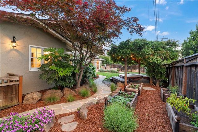 285 Marchmont Drive, Los Gatos, CA 95032