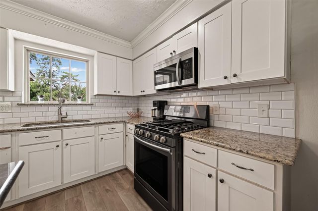 4718 Blanton Boulevard, Houston, TX 77092