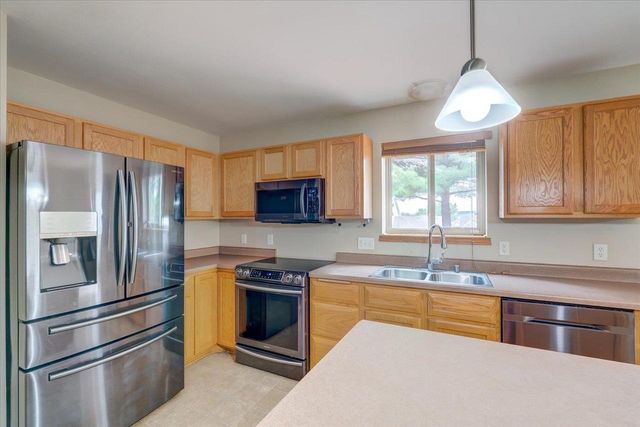 1406 Dewberry Drive, Madison, WI 53719