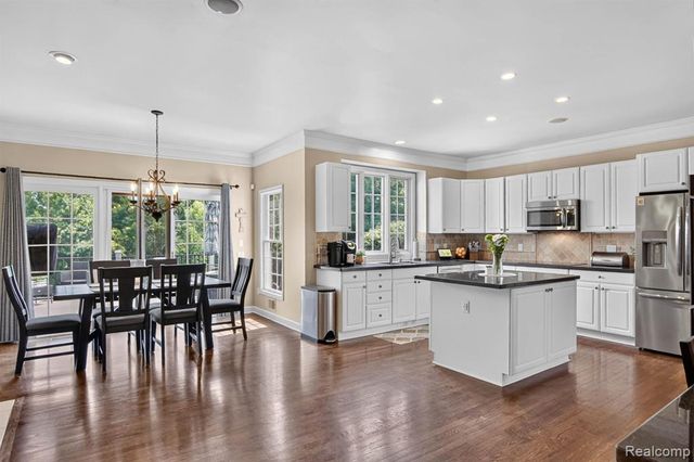 50295 Fellows Hill Drive, Plymouth, MI 48170