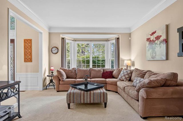 50295 Fellows Hill Drive, Plymouth, MI 48170