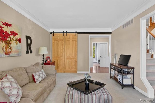 50295 Fellows Hill Drive, Plymouth, MI 48170