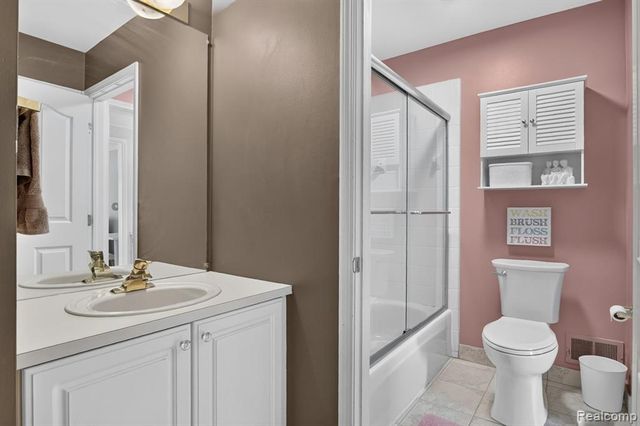 50295 Fellows Hill Drive, Plymouth, MI 48170