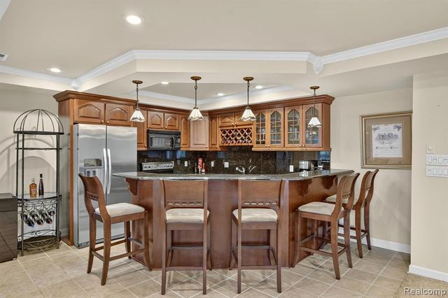 50295 Fellows Hill Drive, Plymouth, MI 48170