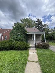 8272 Roselawn Street, Detroit, MI 48204