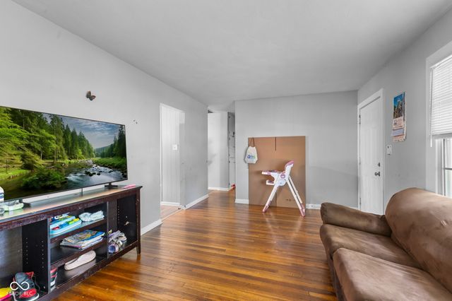 7422 E 30th Street, Indianapolis, IN 46219