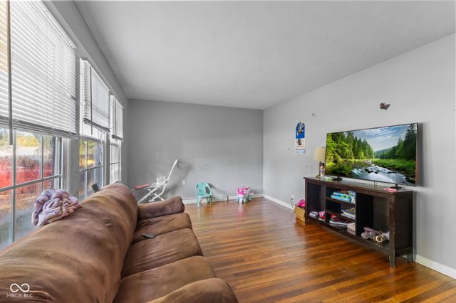 7422 E 30th Street, Indianapolis, IN 46219