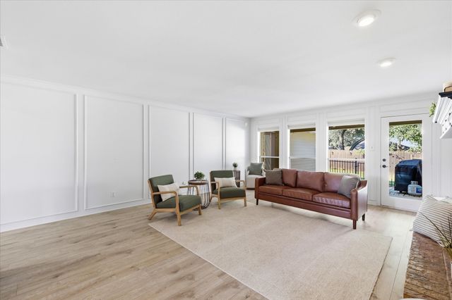 1614 Crested Butte Drive, Lewisville, TX 75077