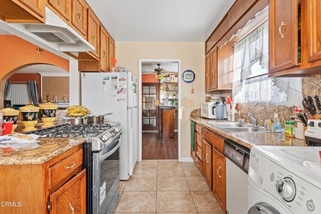3138 S K Street, Oxnard, CA 93033