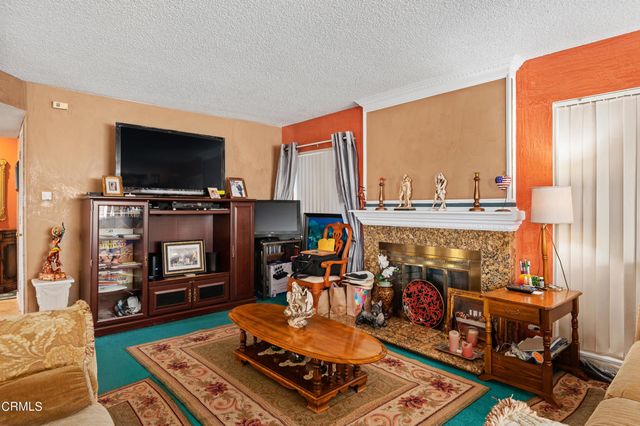 3138 S K Street, Oxnard, CA 93033