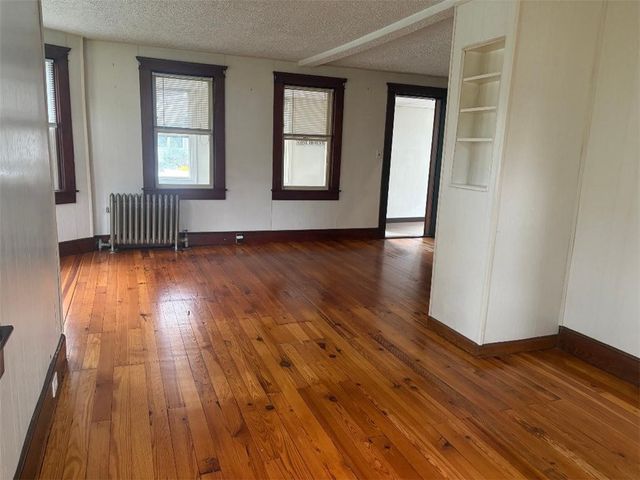 70 Northup Street, Warwick, RI 02889