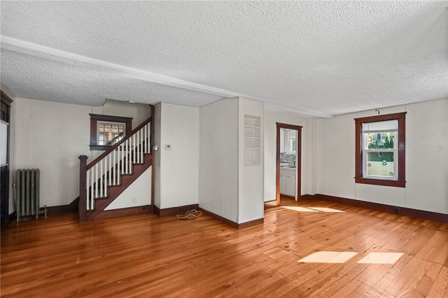 70 Northup Street, Warwick, RI 02889
