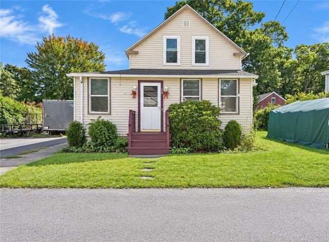 70 Northup Street, Warwick, RI 02889